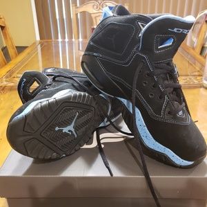 Air Jordan B'Loyal Shoes